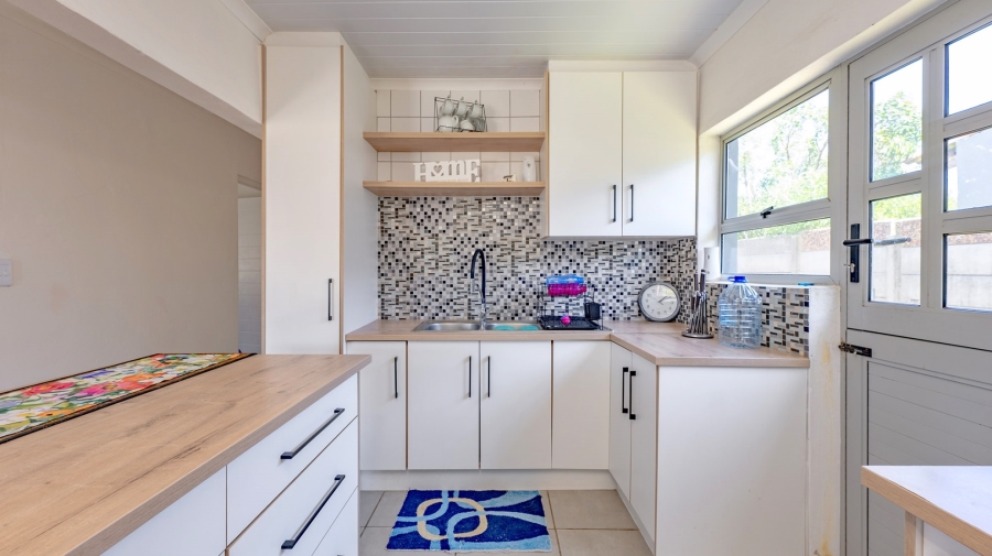 3 Bedroom Property for Sale in Struisbaai Western Cape